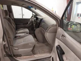 2005 Toyota Sienna CE with VIN 5TDZA23C15S290369, listed as a IAAI auction lot 42143101 with 248,825 mi miles. Bid and sale history available at carsss.com. Image 5.