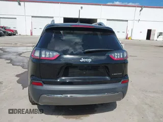 2019 Jeep Cherokee Limited with VIN 1C4PJLDB2KD387798, listed as a IAAI auction lot 39462992 with 20,173 mi miles and . Bid and sale history available at DreamBid. Image 16.