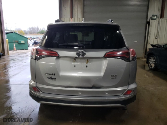 2018 Toyota RAV4 XLE with VIN 2T3RFREVXJW714634, listed as a Copart auction lot 79081164 with 53,689 mi miles and Salvage Title. Bid and sale history available at carsss.com. Image 6.