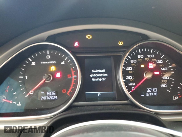2013 Audi Q7 Premium Plus z VIN WA1LMAFE6DD007232, wystawiony jako Copart lot #44303825 z przebiegiem 167 418 mil mil oraz Szkoda całkowita • Salvage title. Historia ofert i sprzedaży dostępna na DreamBid. Obrazek 9.
