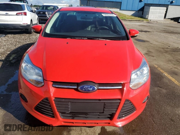 2013 Ford Focus SE with VIN 1FADP3F2XDL351192, listed as a Copart auction lot 58004435 with 83,664 mi miles and Clean title. Bid and sale history available at DreamBid. Image 5.