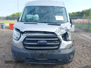 2020 Ford Transit Cargo with VIN 1FTBR1C84LKB15733, listed as a IAAI auction lot 42007832 with 61,182 mi miles. Bid and sale history available at carsss.com. Image 12.