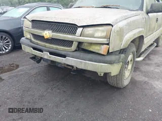 2005 Chevrolet Silverado 1500 Z71 with VIN 1GCEK19B25E325317, listed as a IAAI auction lot 42195743 with 253,221 mi miles and . Bid and sale history available at DreamBid. Image 6.