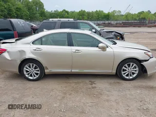 2010 Lexus ES 330 with VIN JTHBK1EG0A2396515, listed as a IAAI auction lot 42208946 with 181,471 mi miles and . Bid and sale history available at DreamBid. Image 13.