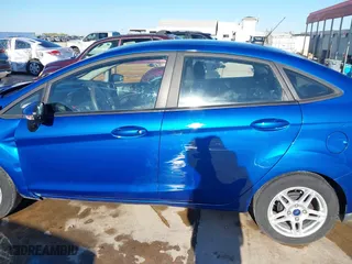 2019 Ford Fiesta SE with VIN 3FADP4BJ4KM160172, listed as a IAAI auction lot 41054213 with 71,147 mi miles. Bid and sale history available at carsss.com. Image 15.