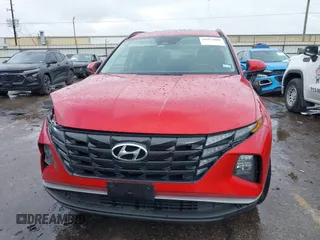 2022 Hyundai Tucson SEL with VIN 5NMJF3AE2NH115088, listed as a IAAI auction lot 41915800 with 13,120 mi miles and . Bid and sale history available at DreamBid. Image 12.