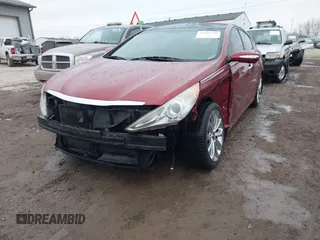 2012 Hyundai Sonata SE with VIN 5NPEC4AB6CH384037, listed as a IAAI auction lot 41498757 with 250,450 mi miles and . Bid and sale history available at DreamBid. Image 19.