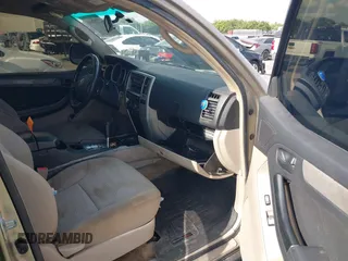 2006 Toyota 4Runner SR5 with VIN JTEZU14R460071166, listed as a IAAI auction lot 42217604 with 205,141 mi miles and . Bid and sale history available at DreamBid. Image 5.