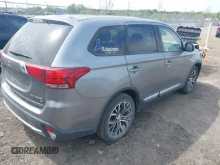 2018 Mitsubishi Outlander SE с VIN JA4AD3A36JZ043199, выставлен на аукционе IAAI как лот 42115307 с пробегом 107 835 миль миль и . История ставок и продаж доступна на DreamBid. Изображение 4.