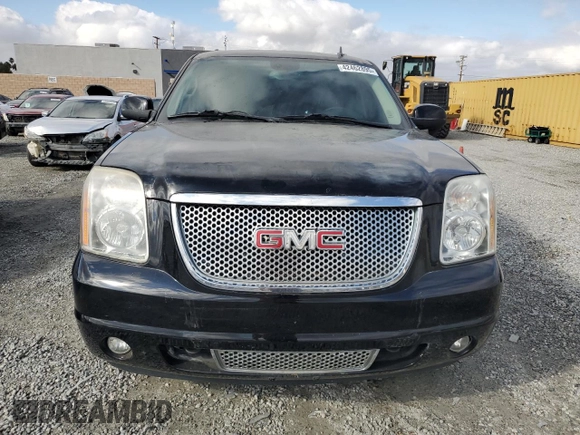 2008 GMC Yukon Denali with VIN 1GKFK63878J187742, listed as a Copart auction lot 42462895 with 133,468 mi miles and Clean title. Bid and sale history available at DreamBid. Image 5.