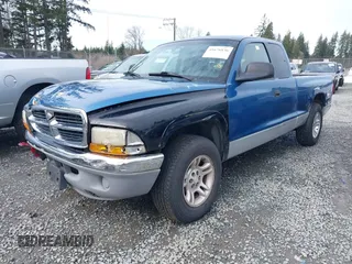 2001 Dodge Dakota Sport with VIN 1B7GL22N61S345811, listed as a IAAI auction lot 41676836 with 189,484 mi miles. Bid and sale history available at carsss.com. Image 2.