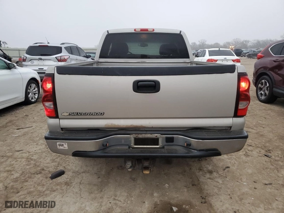 2006 Chevrolet Silverado 1500 LT1 with VIN 1GCEC19Z46Z205152, listed as a Copart auction lot 44175485 with 211,695 mi miles and Salvage Title. Bid and sale history available at carsss.com. Image 6.