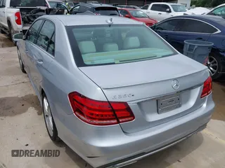 2014 Mercedes-Benz E 350 Sport with VIN WDDHF5KB3EA839953, listed as a IAAI auction lot 42383933 with 109,848 mi miles and . Bid and sale history available at DreamBid. Image 3.