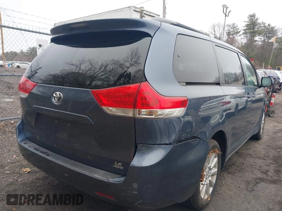 2013 Toyota Sienna LE with VIN 5TDJK3DC8DS064035, listed as a IAAI auction lot 41909785 with 135,716 mi miles and . Bid and sale history available at DreamBid. Image 4.