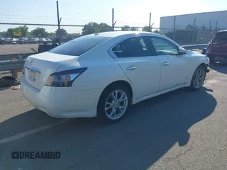 2014 Nissan Maxima S with VIN 1N4AA5AP2EC909749, listed as a IAAI auction lot 42456426 with 185,554 mi miles and . Bid and sale history available at DreamBid. Image 4.