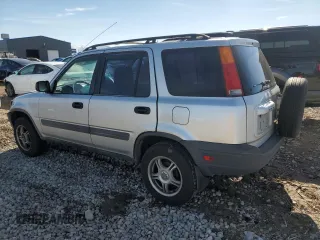 1997 Honda CR-V with VIN JHLRD184XVC005210, listed as a Copart auction lot 46392155 with 296,613 mi miles and Salvage Title. Bid and sale history available at carsss.com. Image 2.