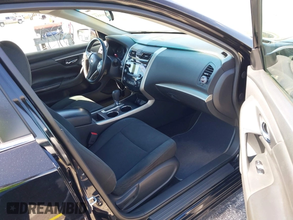 2015 Nissan Altima S with VIN 1N4AL3AP7FC288539, listed as a IAAI auction lot 42031553 with 121,050 mi miles and . Bid and sale history available at DreamBid. Image 5.