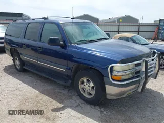 2002 Chevrolet Suburban LS with VIN 3GNEC16Z62G328845, listed as a IAAI auction lot 41928076 with 138,852 mi miles. Bid and sale history available at carsss.com. Image 1.