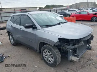 2018 Jeep Compass Sport with VIN 3C4NJCAB0JT250928, listed as a IAAI auction lot 41408079 with 110,422 mi miles. Bid and sale history available at carsss.com. Image 1.