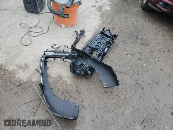 2024 Mercedes-Benz EQB 350 z VIN W1N9M1DB6RN080121, wystawiony jako Copart lot #83572054 z przebiegiem Nie podano mil oraz Nie do naprawy • Non repairable. Historia ofert i sprzedaży dostępna na DreamBid. Obrazek 13.