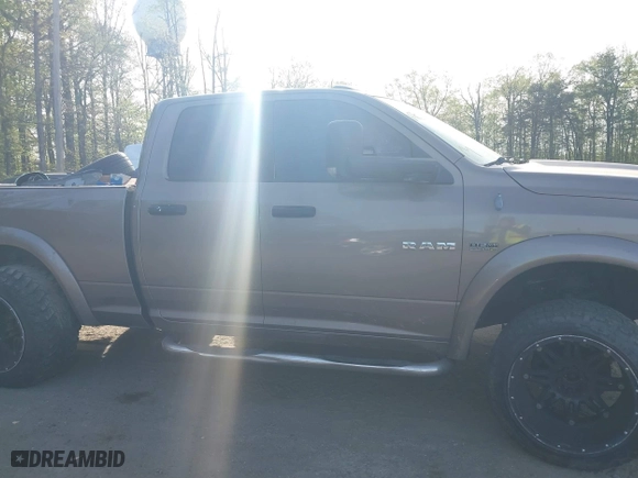 2009 Dodge Ram 1500 SLT with VIN 1D3HV18T39S724184, listed as a IAAI auction lot 42097416 with 297,630 mi miles. Bid and sale history available at carsss.com. Image 13.
