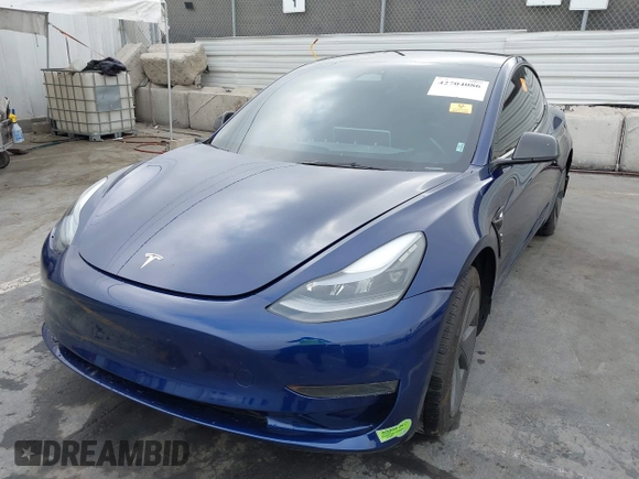2023 Tesla Model 3 z VIN 5YJ3E1EA0PF481160, wystawiony jako IAAI lot #42704086 z przebiegiem 23 308 mil mil oraz . Historia ofert i sprzedaży dostępna na DreamBid. Obrazek 6.
