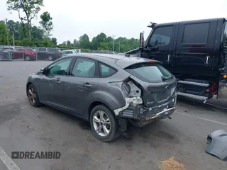 2014 Ford Focus SE with VIN 1FADP3K20EL104271, listed as a IAAI auction lot 39596262 with 81,021 mi miles. Bid and sale history available at carsss.com. Image 3.