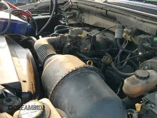 2003 Ford F-150 XL с VIN 2FTRF17213CA57856, выставлен на аукционе IAAI как лот 43146987 с пробегом 144 598 миль миль и . История ставок и продаж доступна на DreamBid. Изображение 20.