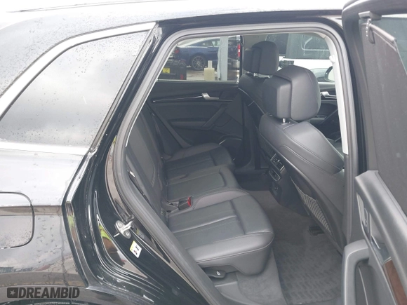 2018 Audi Q5 Premium Plus with VIN WA1BNAFY6J2228095, listed as a IAAI auction lot 41365264 with 75,191 mi miles. Bid and sale history available at carsss.com. Image 8.