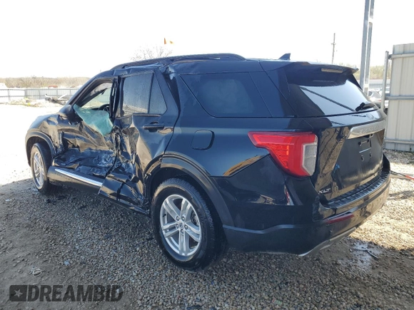2023 Ford Explorer XLT with VIN 1FMSK7DH8PGA87705, listed as a Copart auction lot 48759635 with 41,709 mi miles and Salvage Title. Bid and sale history available at carsss.com. Image 2.