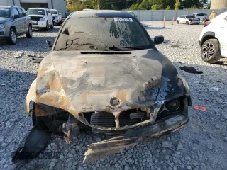2003 BMW 3 Series 330xi with VIN WBAEW53463PG21738, listed as a Copart auction lot 72033514 with 0 mi miles and Clean Title. Bid and sale history available at carsss.com. Image 5.