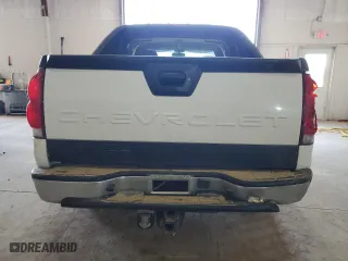 2005 Chevrolet Avalanche Z71 with VIN 3GNEK12Z85G267219, listed as a Copart auction lot 45951055 with 195,234 mi miles and Salvage Title. Bid and sale history available at carsss.com. Image 6.