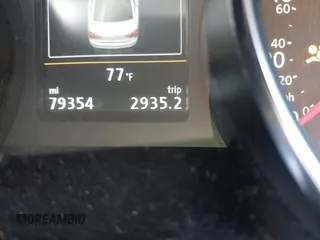 2019 Volkswagen Passat Wolfsburg Edition z VIN 1VWLA7A36KC008789, wystawiony jako IAAI lot #42293081 z przebiegiem 79 354 mil mil oraz . Historia ofert i sprzedaży dostępna na DreamBid. Obrazek 16.