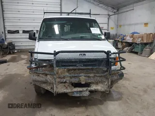 2006 Ford Econoline Passenger XL with VIN 1FBNE31LX6DB02171, listed as a IAAI auction lot 42084666 with 86,624 mi miles. Bid and sale history available at carsss.com. Image 6.