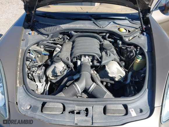 2011 Porsche Panamera with VIN WP0AA2A74BL013621, listed as a IAAI auction lot 41865590 with 1 mi miles. Bid and sale history available at carsss.com. Image 10.