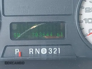 2005 Ford F-250 XL с VIN 1FTSX20Y75EC35883, выставлен на аукционе IAAI как лот 42548897 с пробегом 303 644 миль миль и . История ставок и продаж доступна на DreamBid. Изображение 15.