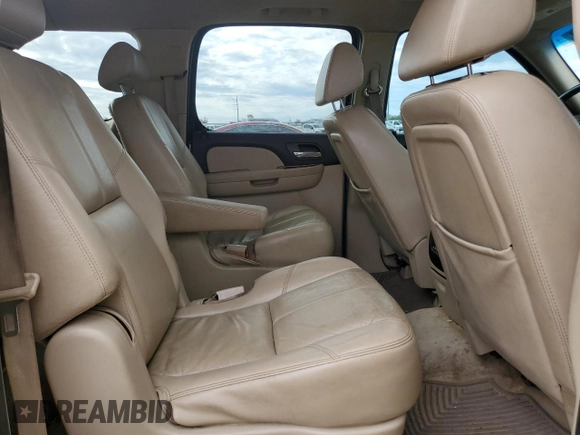 2008 Chevrolet Suburban Commercial with VIN 1GNFC16078R139197, listed as a Copart auction lot 79330764 with 291,325 mi miles and Salvage Title. Bid and sale history available at carsss.com. Image 11.