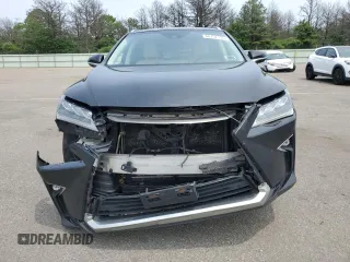 2017 Lexus RX 350 z VIN 2T2BZMCA1HC131638, wystawiony jako Copart lot #60157135 z przebiegiem 252 807 mil mil oraz Szkoda całkowita • Salvage title. Historia ofert i sprzedaży dostępna na DreamBid. Obrazek 5.