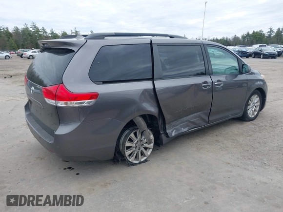 2011 Toyota Sienna XLE with VIN 5TDDK3DC8BS009918, listed as a IAAI auction lot 41937680 with 169,032 mi miles. Bid and sale history available at carsss.com. Image 4.