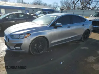 2020 Ford Fusion SE with VIN 3FA6P0HD8LR128879, listed as a Copart auction lot 89090425 with 129,784 mi miles and Salvage Title. Bid and sale history available at carsss.com. Image 1.