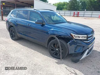 2022 Volkswagen Atlas SE z VIN 1V2JR2CA5NC533766, wystawiony jako IAAI lot #42204933 z przebiegiem 49 813 mil mil oraz . Historia ofert i sprzedaży dostępna na DreamBid. Obrazek 1.