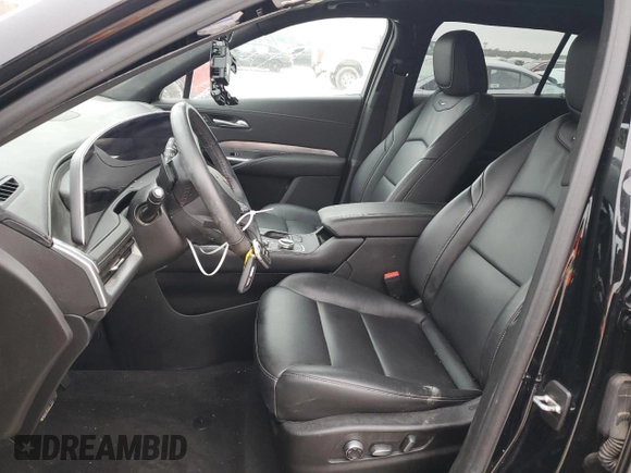 2024 Cadillac XT4 AWD Premium Luxury z VIN 1GYFZDR49RF112460, wystawiony jako Copart lot #42949195 z przebiegiem 12 396 mil mil oraz Szkoda całkowita • Salvage title. Historia ofert i sprzedaży dostępna na DreamBid. Obrazek 7.