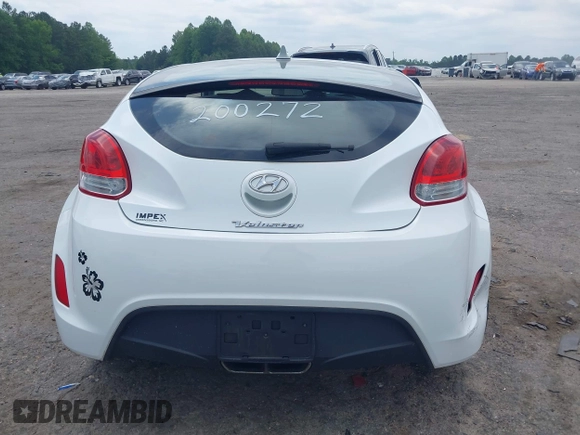 2012 Hyundai Veloster w/Gray Int с VIN KMHTC6AD6CU026944, выставлен на аукционе IAAI как лот 42216988 с пробегом 61 147 миль миль и . История ставок и продаж доступна на DreamBid. Изображение 16.