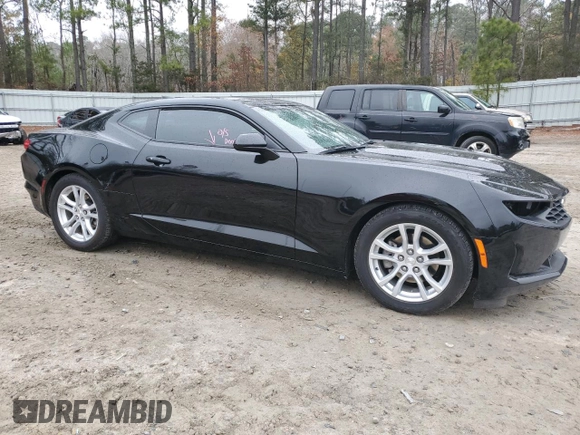 2021 Chevrolet Camaro 1LS with VIN 1G1FB1RX6M0100189, listed as a Copart auction lot 69991262 with 41,573 mi miles. Bid and sale history available at carsss.com. Image 4.