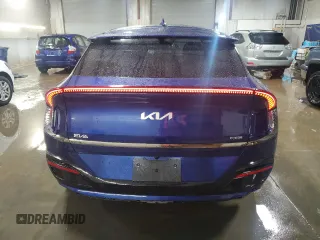 2022 Kia EV6 GT-Line with VIN KNDC4DLC8N5051268, listed as a Copart auction lot 50962335 with 9,589 mi miles and Salvage Title. Bid and sale history available at carsss.com. Image 6.