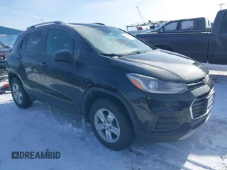 2021 Chevrolet Trax LT with VIN KL7CJPSB0MB333002, listed as a IAAI auction lot 41544127 with 65,551 mi miles. Bid and sale history available at carsss.com. Image 1.