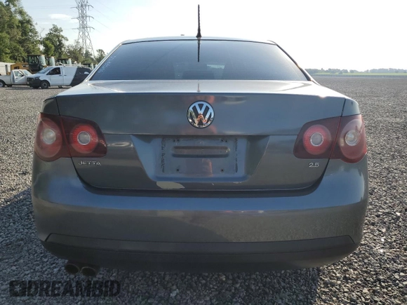 2010 Volkswagen Jetta Limited Edition с VIN 3VWAX7AJ9AM143766, выставлен на аукционе Copart как лот 58449675 с пробегом 256 033 миль миль и Списание • Salvage title. История ставок и продаж доступна на DreamBid. Изображение 6.