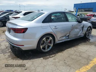 2019 Audi S4 Premium Plus with VIN WAUB4AF46KA114625, listed as a Copart auction lot 61063054 with 32,239 mi miles and Salvage Title. Bid and sale history available at carsss.com. Image 3.