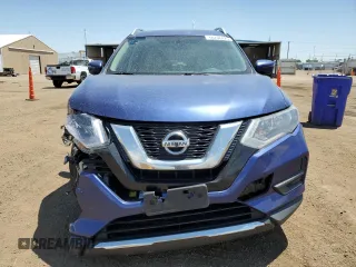 2017 Nissan Rogue SV with VIN KNMAT2MV1HP547195, listed as a Copart auction lot 60706425 with 138,162 mi miles and Salvage title. Bid and sale history available at DreamBid. Image 5.