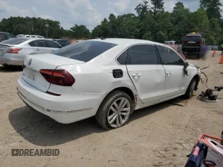 2018 Volkswagen Passat SE z VIN 1VWBA7A38JC016936, wystawiony jako Copart lot #59333915 z przebiegiem Nie podano mil oraz Szkoda całkowita • Salvage title. Historia ofert i sprzedaży dostępna na DreamBid. Obrazek 3.